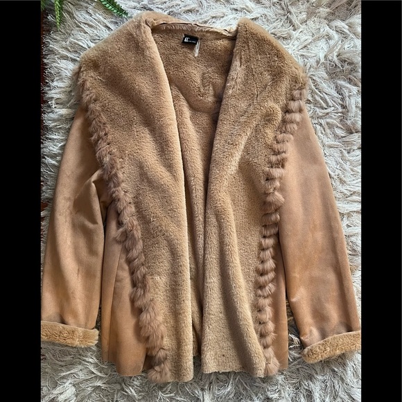 Love Token carmel faux fur and fur coat - Picture 5 of 9